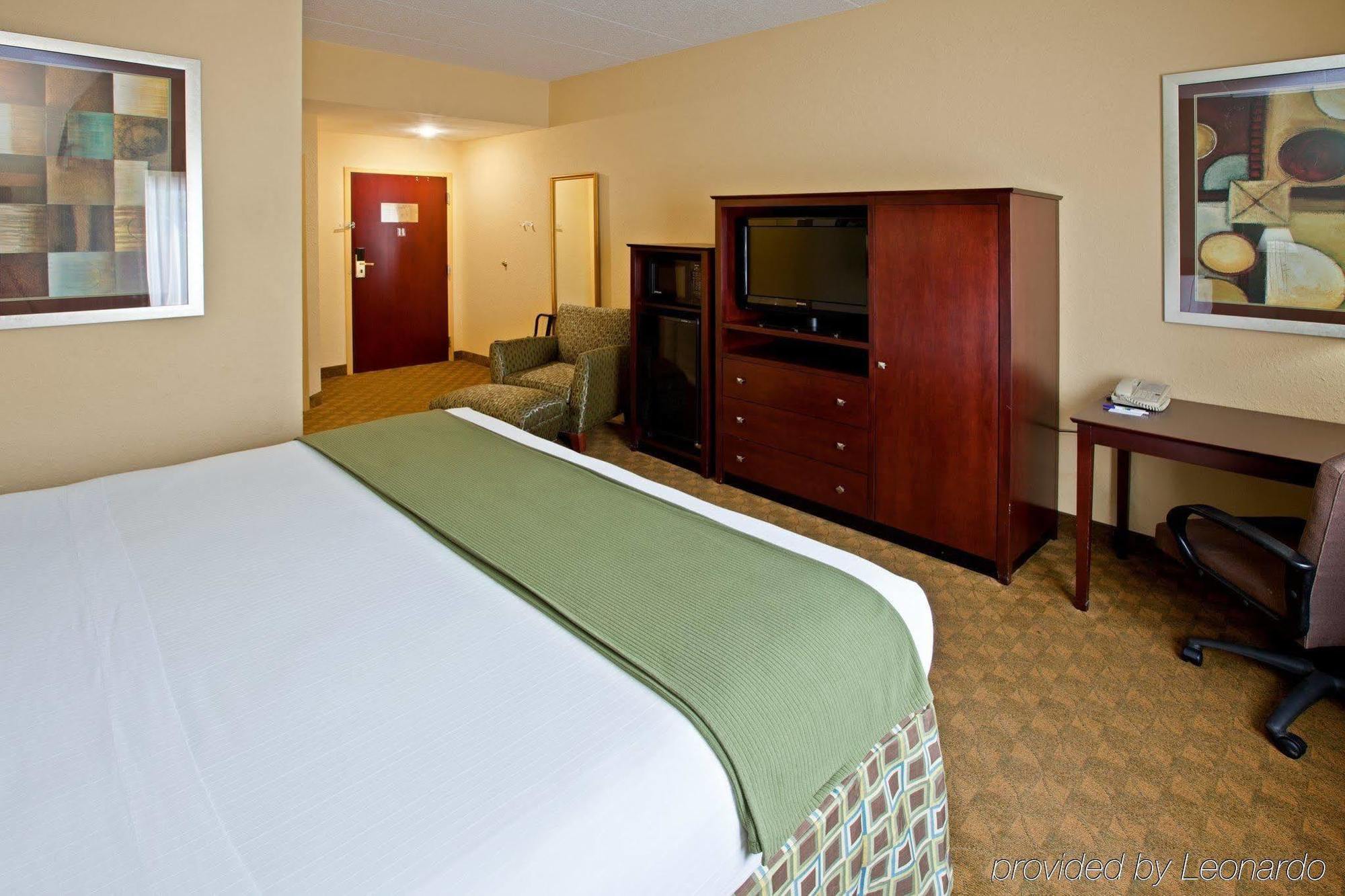 Best Western Eagles Inn Morehead Bilik gambar